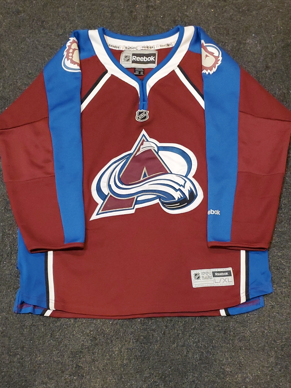 NHL Reebok Colorado Avalanche Premier Jersey..  🏒❄